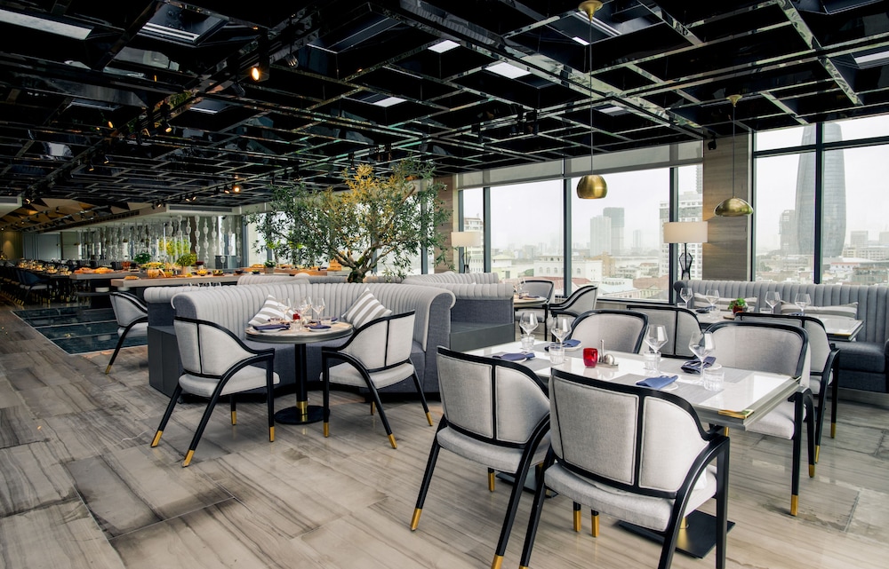 New Orient Hotel Danang 54/70