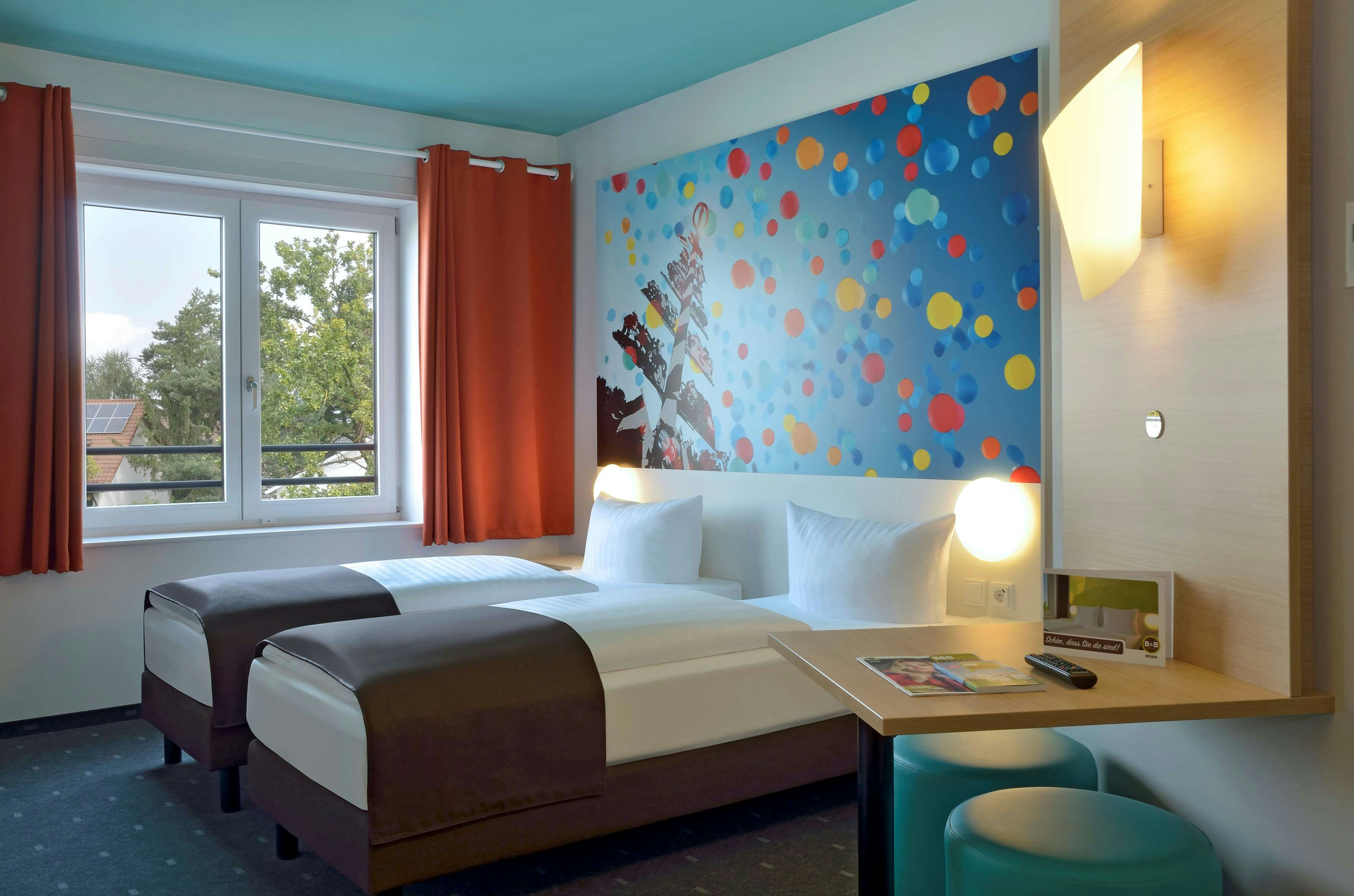 B&B Hotel Munchen City-Ost 7/25