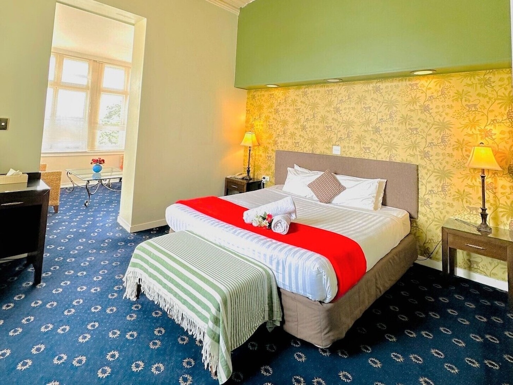 Sunroom, King Bed, Harbour View