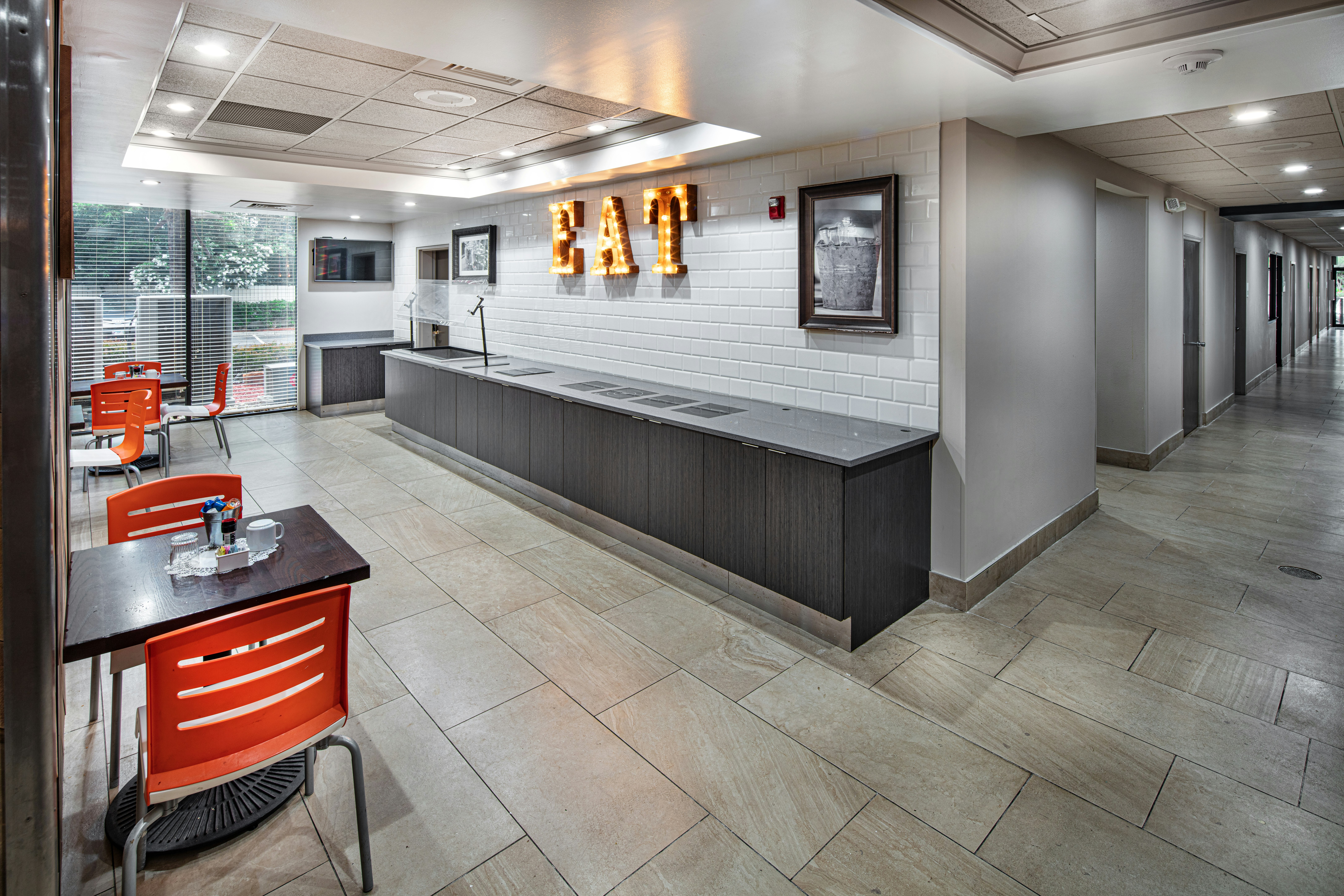 Holiday Inn Atlanta Northlake 13/38