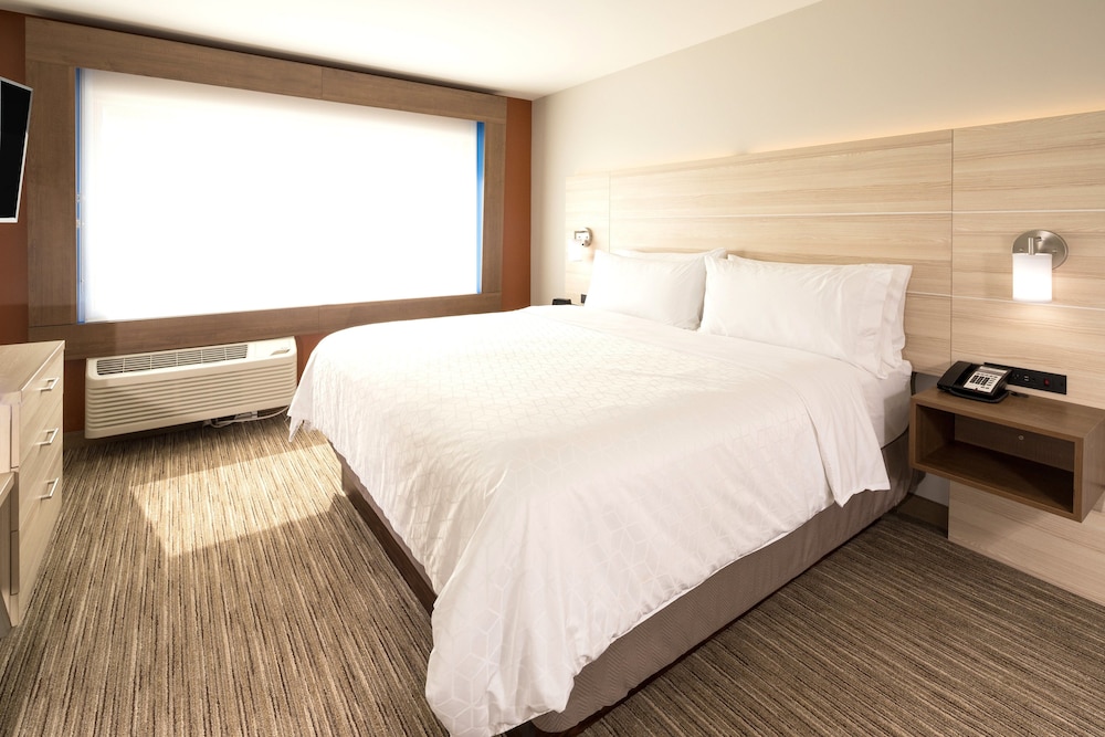 Holiday Inn Express And Suites Portage 21/57