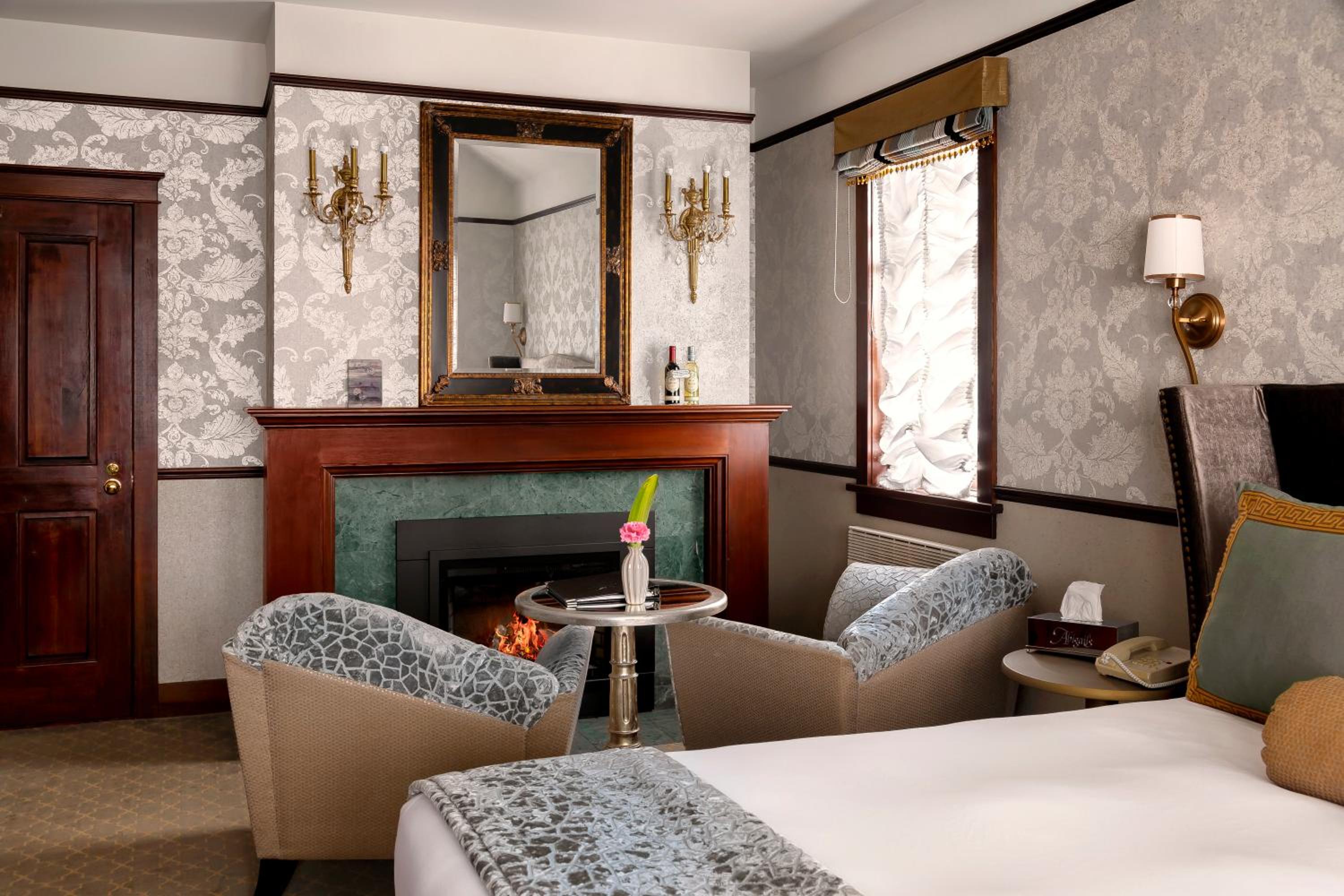 Abigail S Hotel 48/59