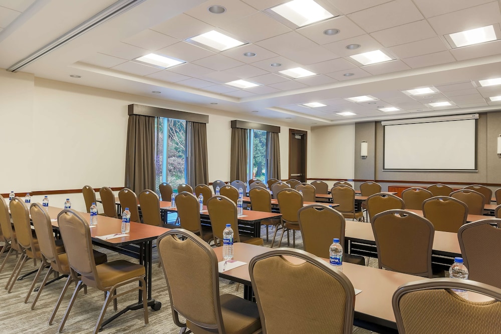Hyatt Place UC Davis 41/50