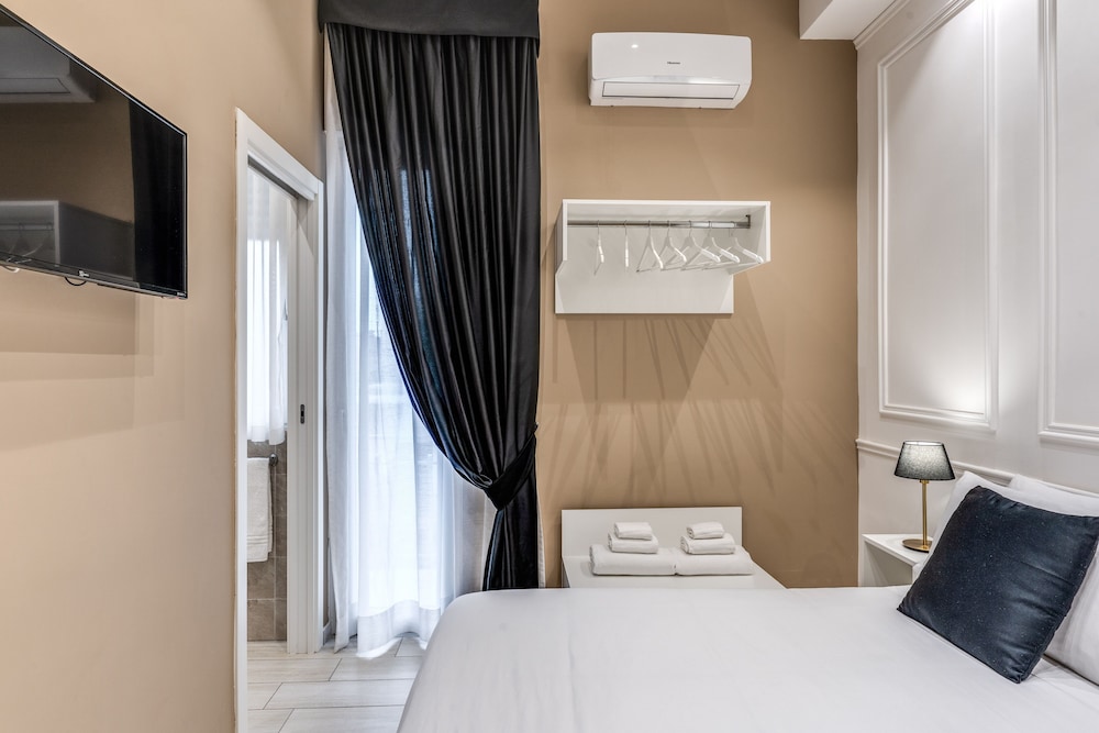 CLASSIC, QUEEN BED
