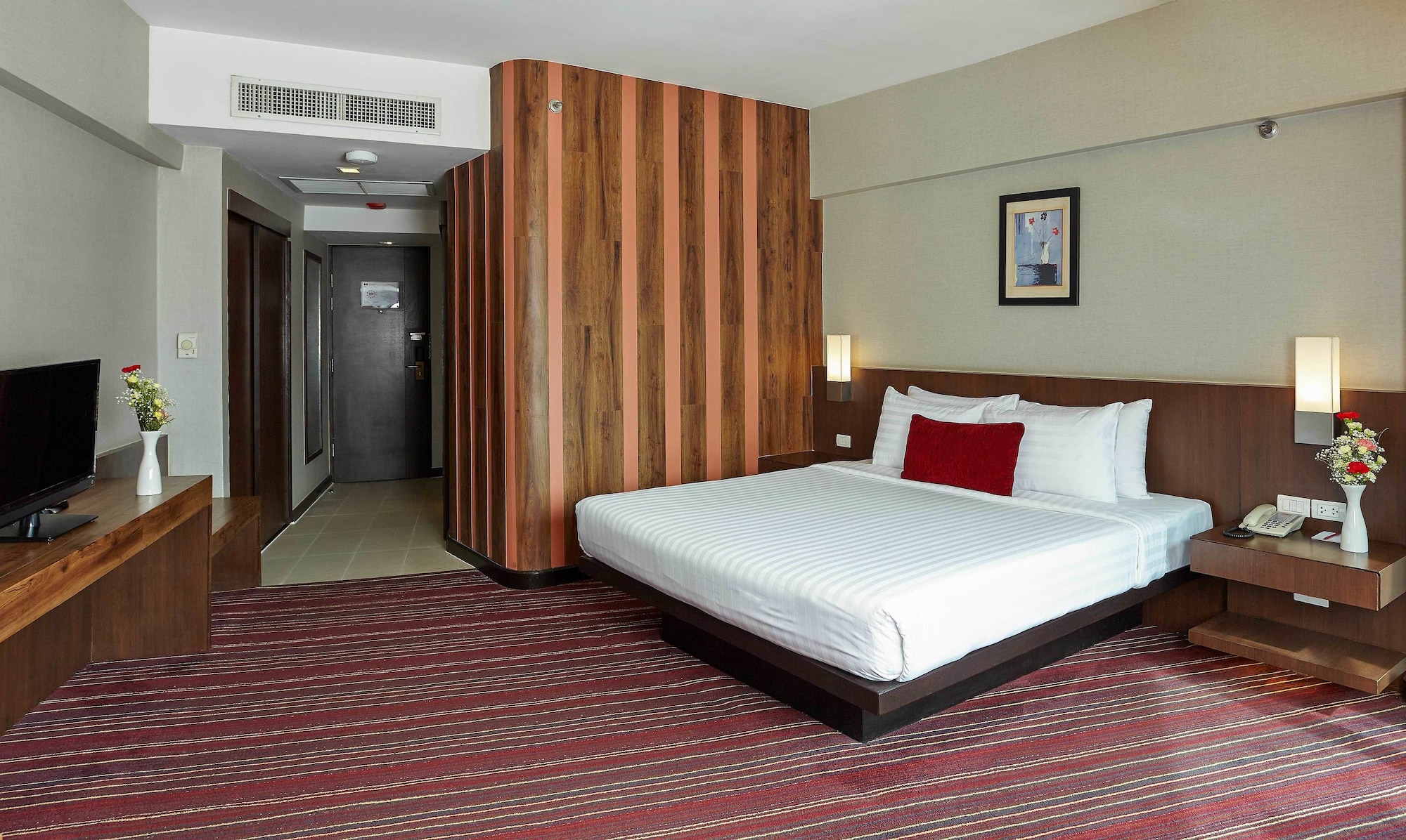 Standard Double Bed Square Wing