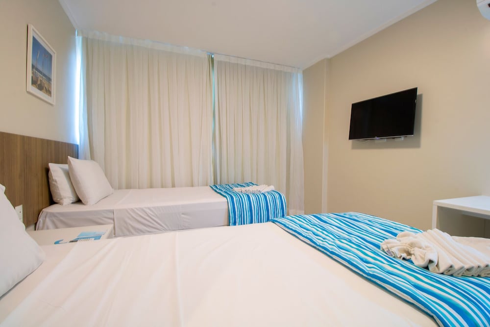 Acqua Inn 11/50
