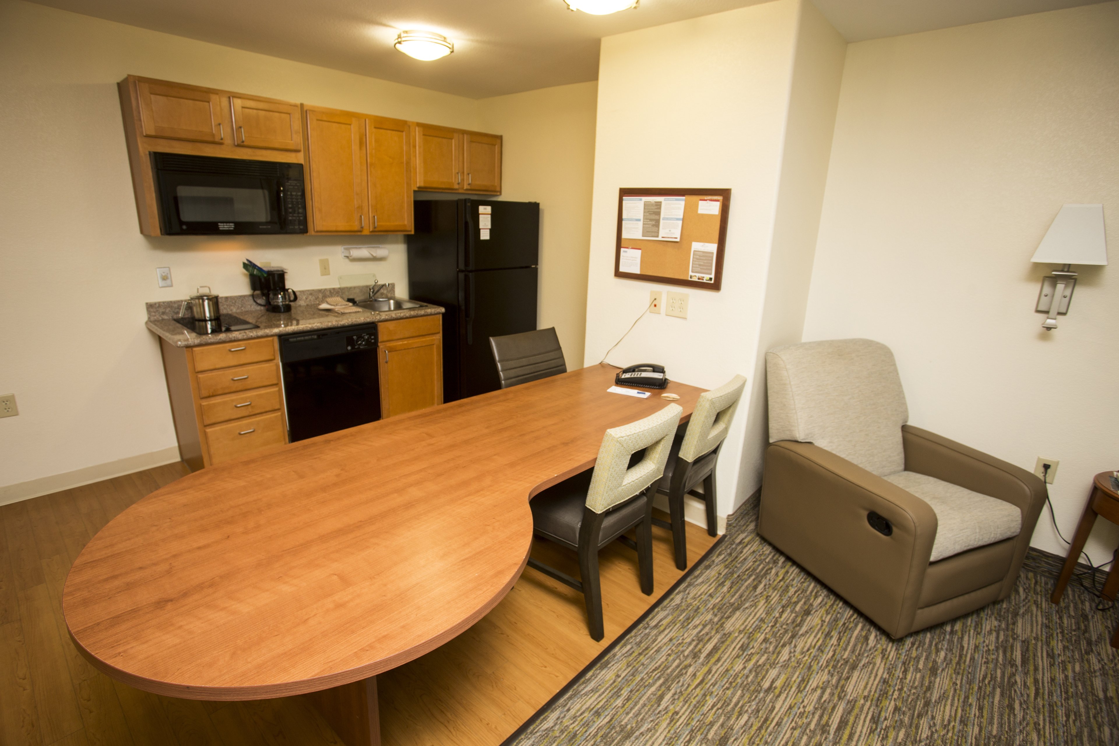 Candlewood Suites Port Arthur/Nederland 34/51