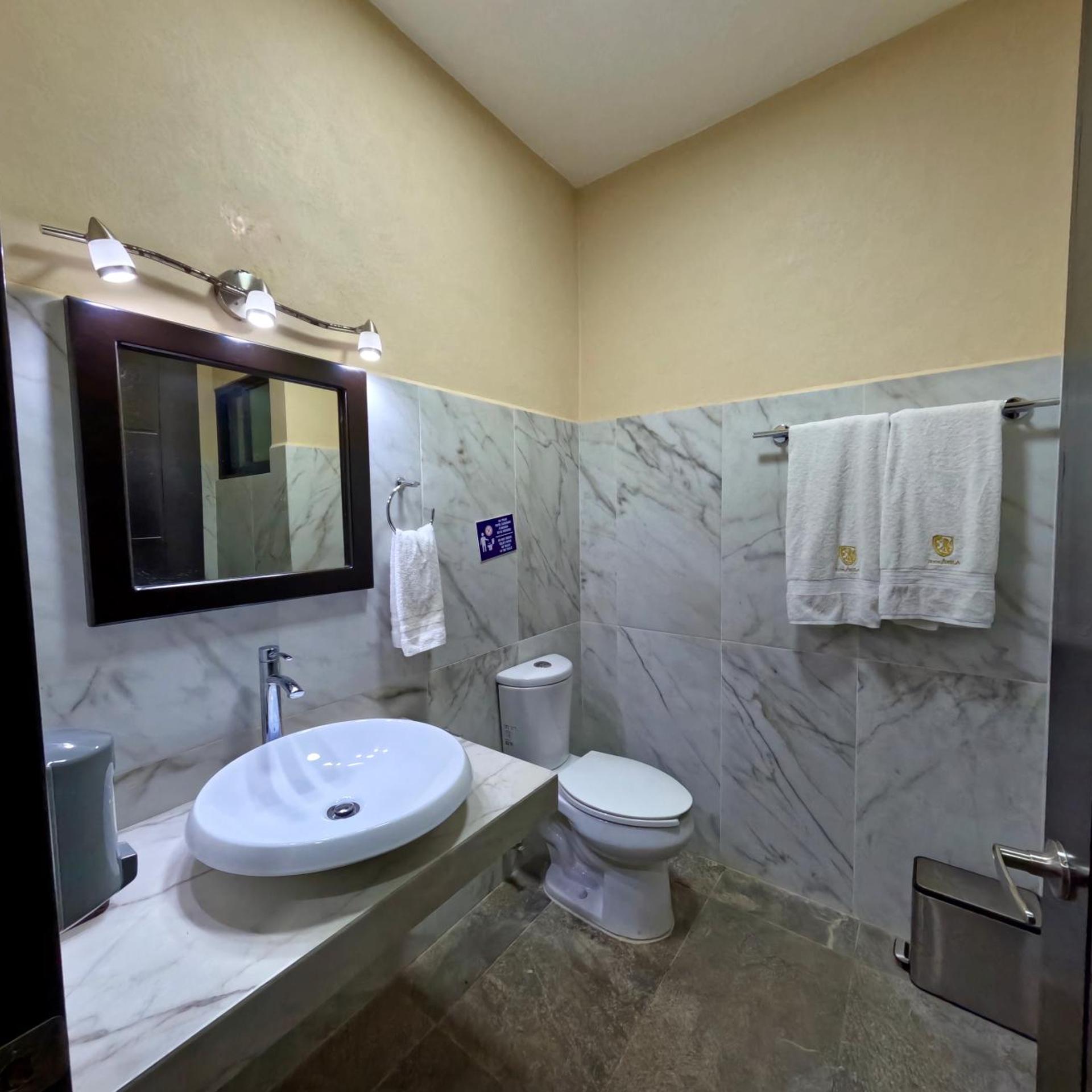 Hotel Avila 40/41
