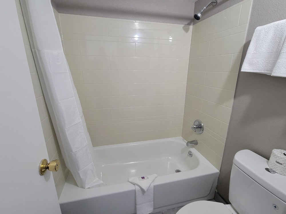 Motel6 Effingham, IL 46/50