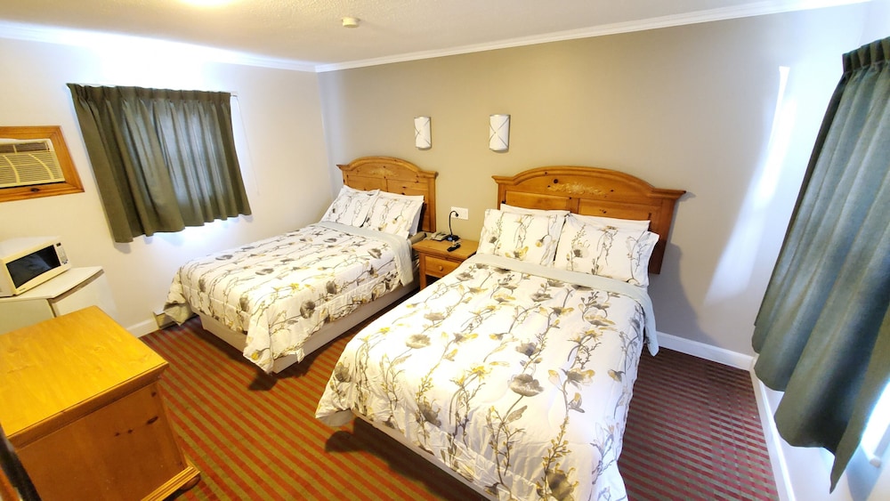 Knights Inn Colonial Fireside Inn 4/30