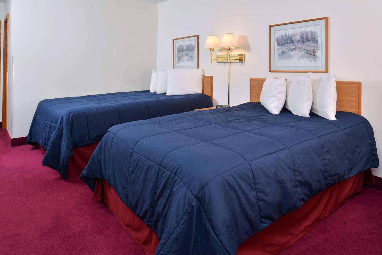 Sauk River Inn & Suites, a Travelodge by Wyndham 13/42