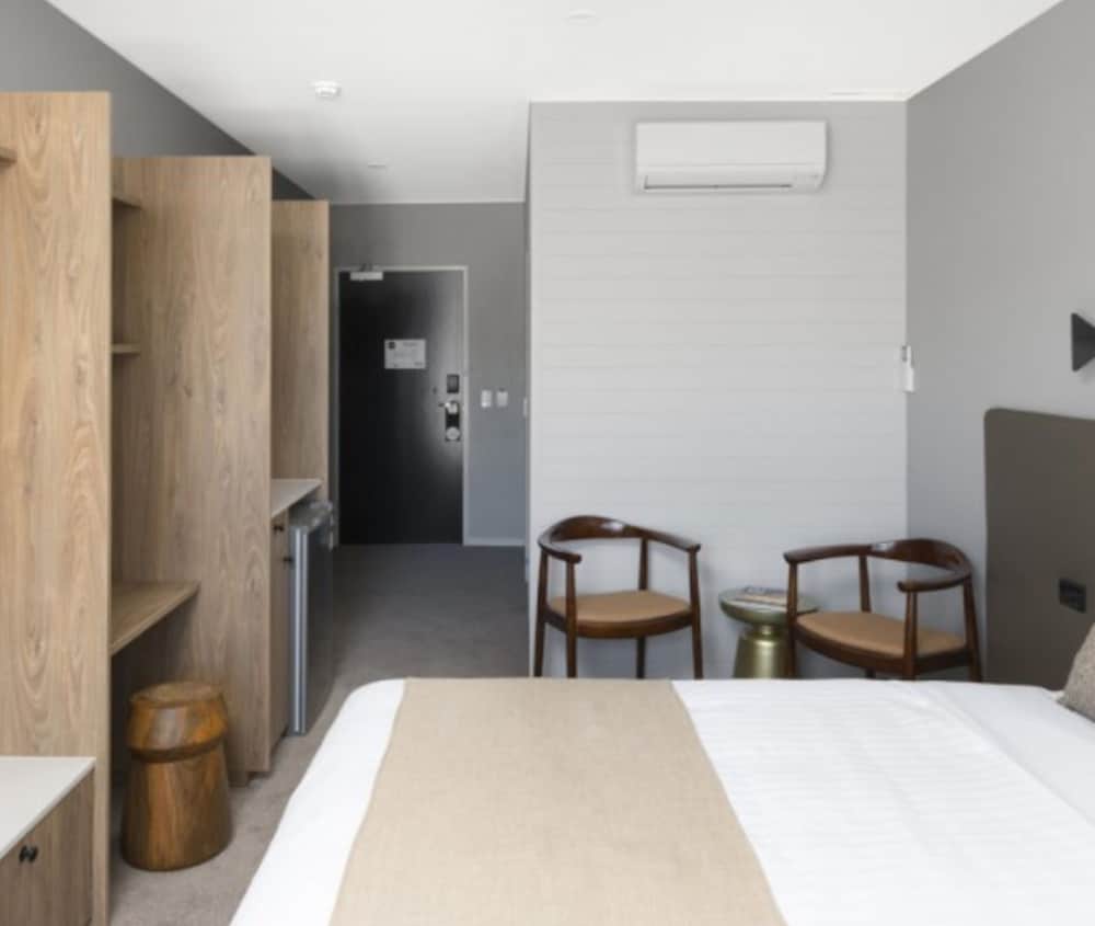 غرفة بسرير كينج بشرفة، Abode Murrumbateman 2/5
