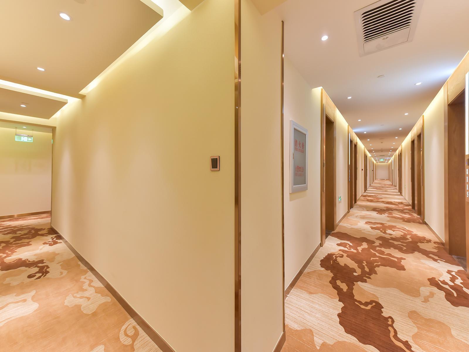 Choenix Hotel (Beijing Tiananmen Square Qianmen Street Subway Station) 30/46