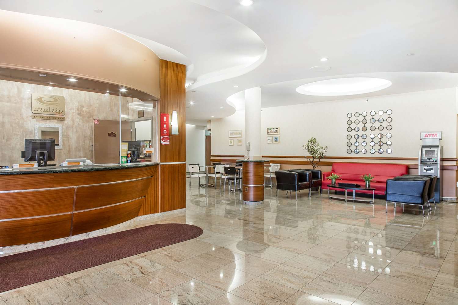 Econo Lodge West Haven 4/38