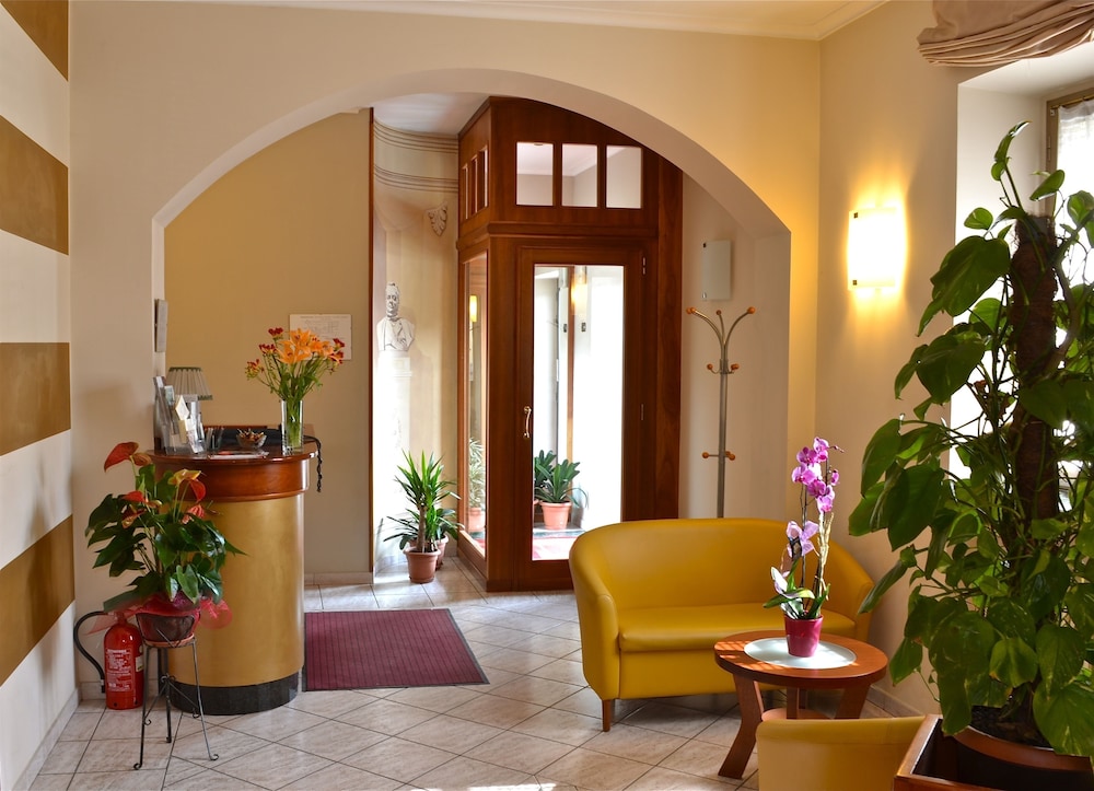Hotel Cavour Asti 3/16