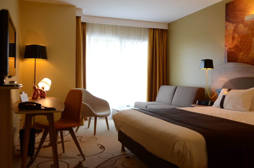 Holiday Inn Reims Centre 11/65