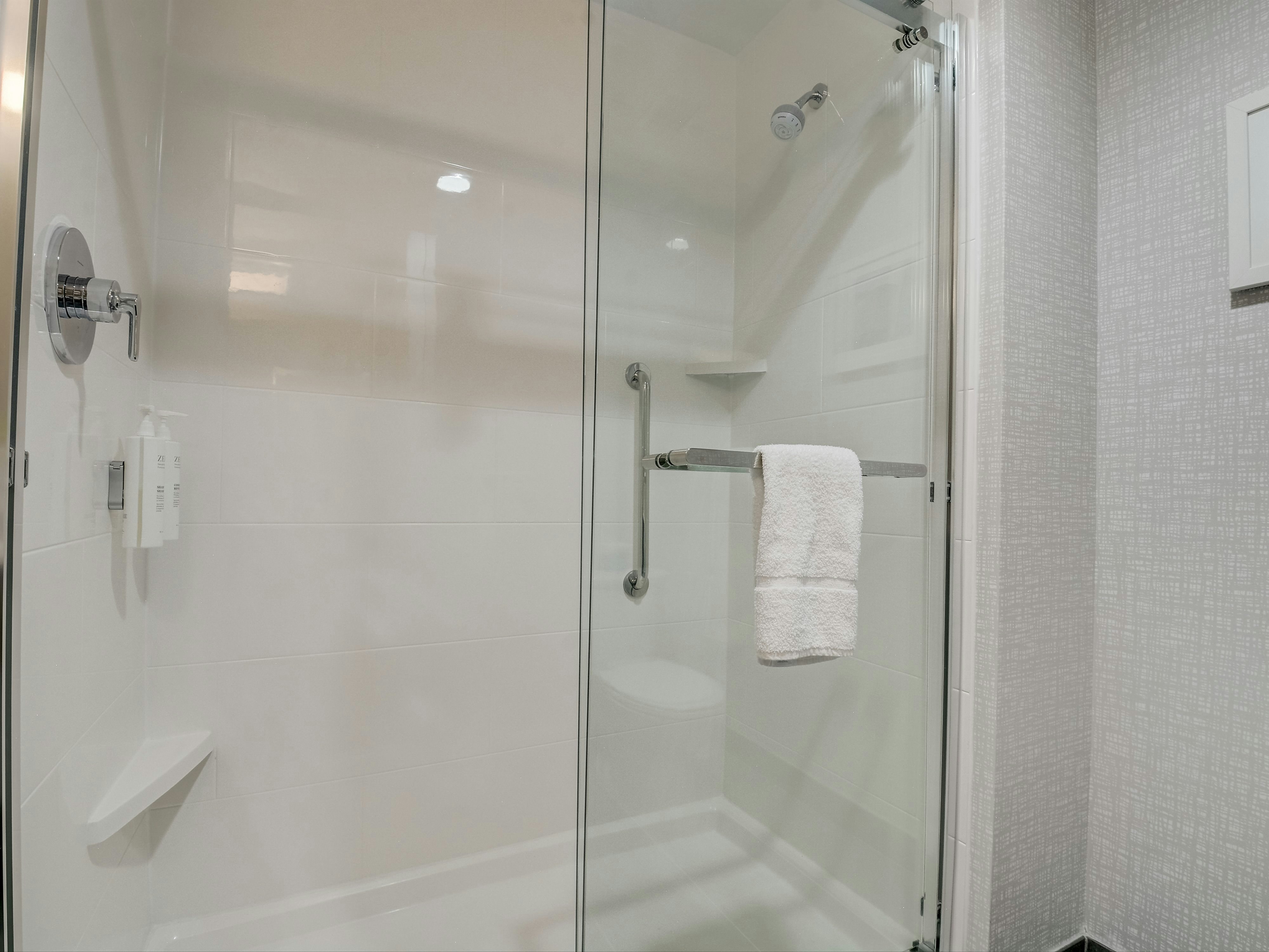 استوديو بسرير كينج لذوي الإعاقة، Hampton Inn and Suites Williamstown Ark Encounter 10/10