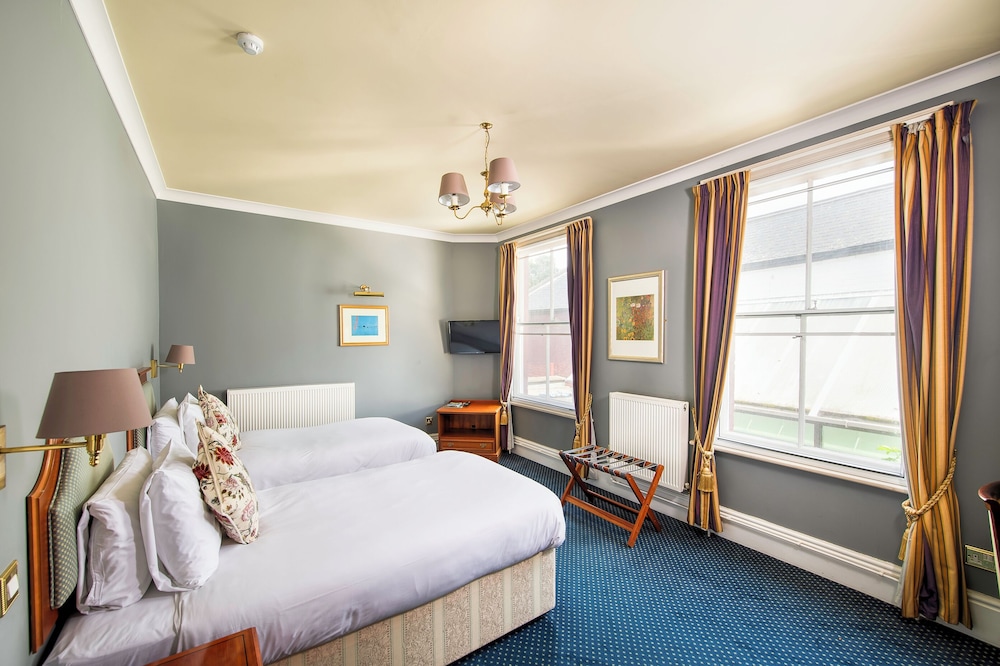 The Central Hotel Scarborough 7/44