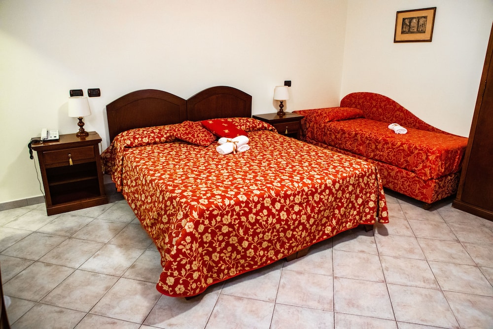 Hotel Il Cavalier D Arpino 17/62