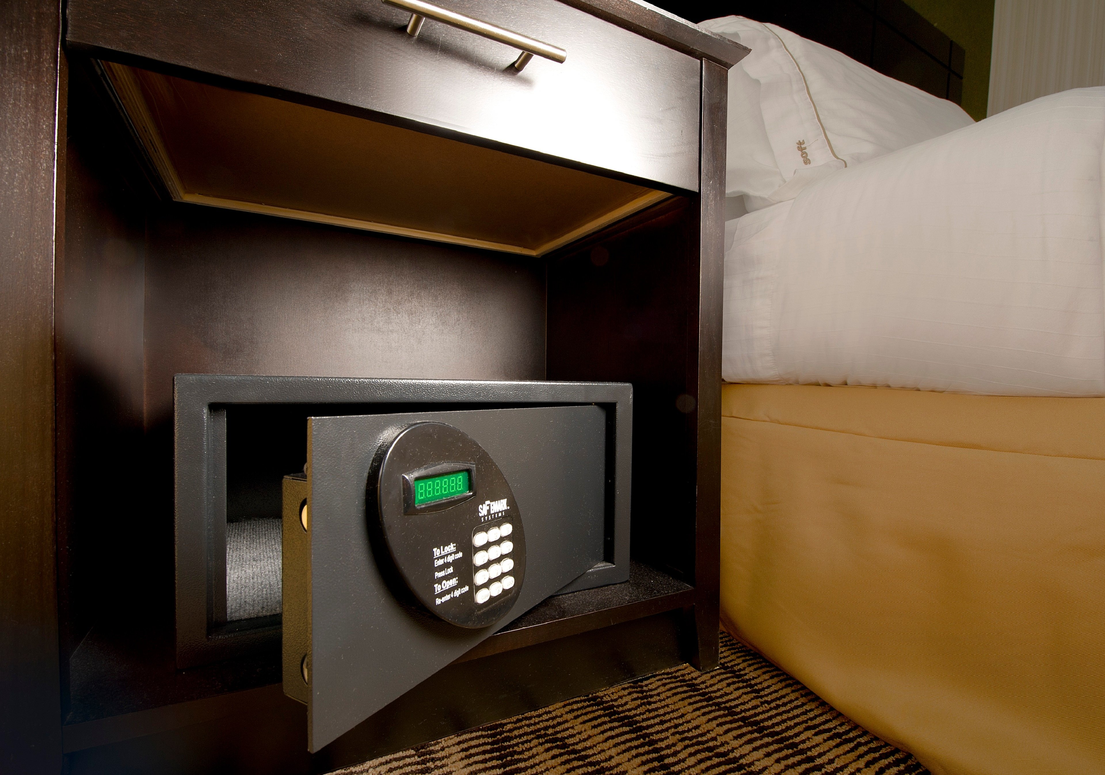 Holiday Inn Express Washington DC-BW Parkway 33/73