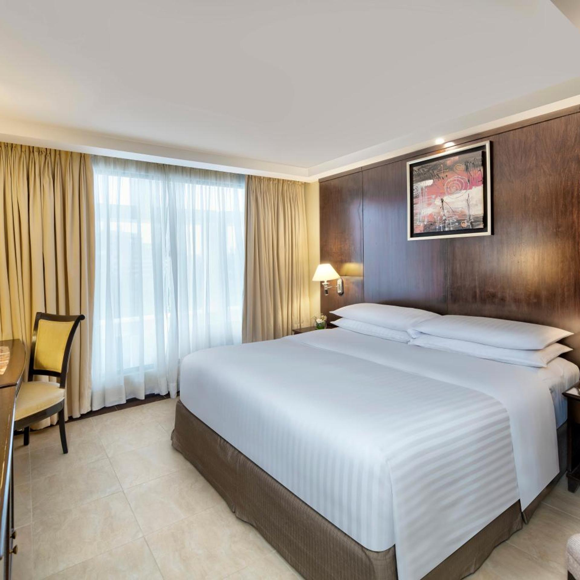 Executive, Suite, King Bed, Executive Lounge Access