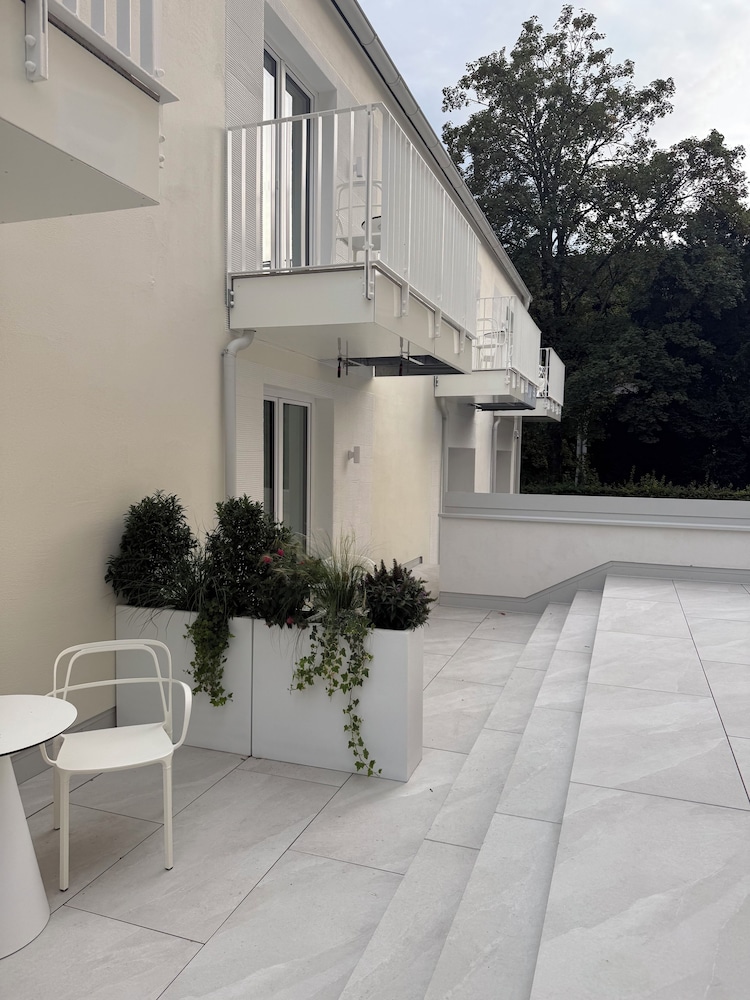 Galerie-Hotel Bad Reichenhall 63/69