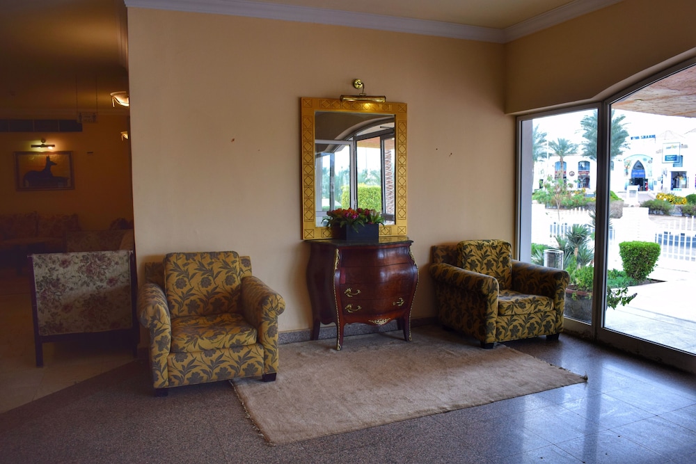 Desert View Hotel 31/48