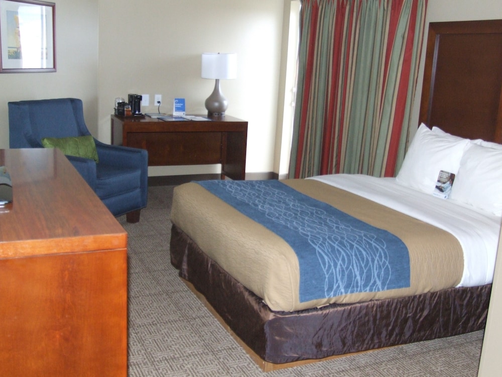 Comfort Inn and Suites Ocean Shores 19/34