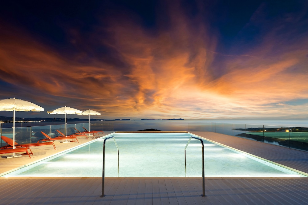 The Signature Level at TRS Ibiza Hotel 55/60