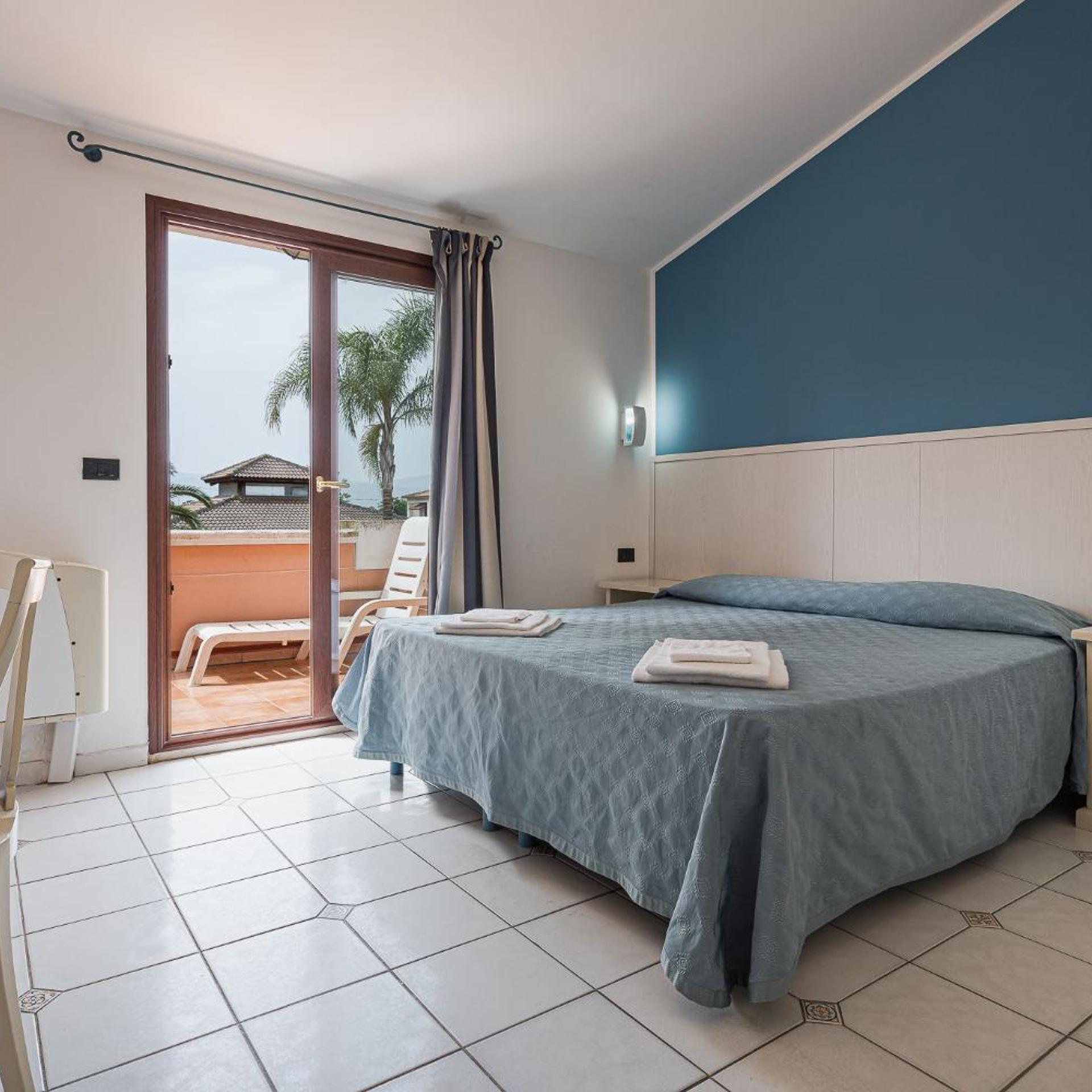 2 Bedrooms, Apartment, Two Story