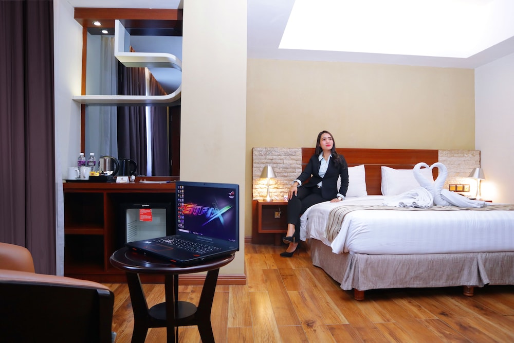 Fox Hotel Nagoya Batam 15/69