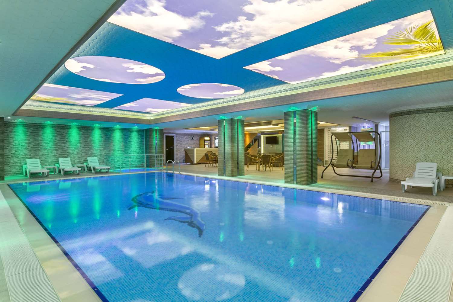 Ramada By Wyndham Usak 24/48