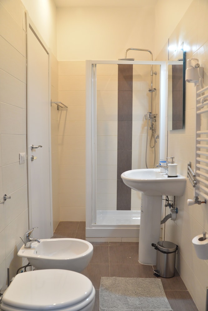 All You Need Is Rome Guesthouse 41/50