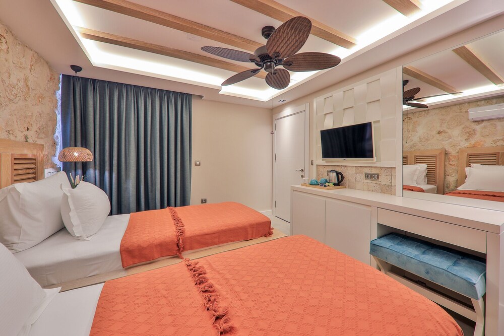 Kalkan Saray Suites Hotel 38/74
