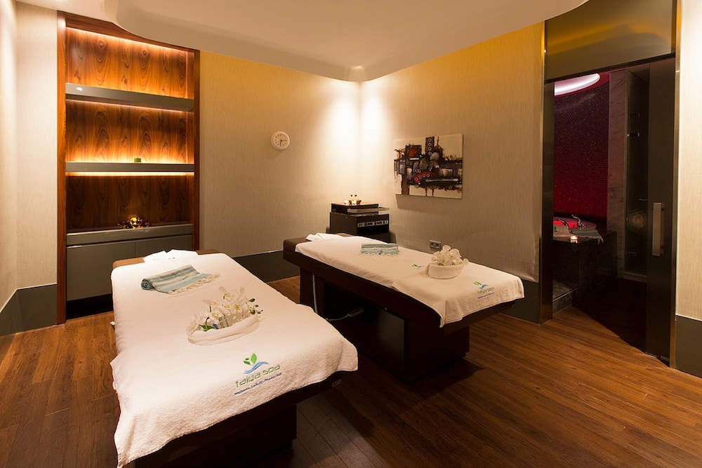 Suadiye Hotel 35/63