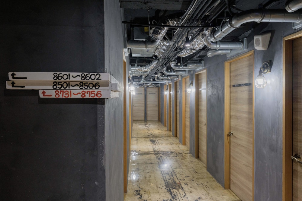 Work Inn Hostel 50/53