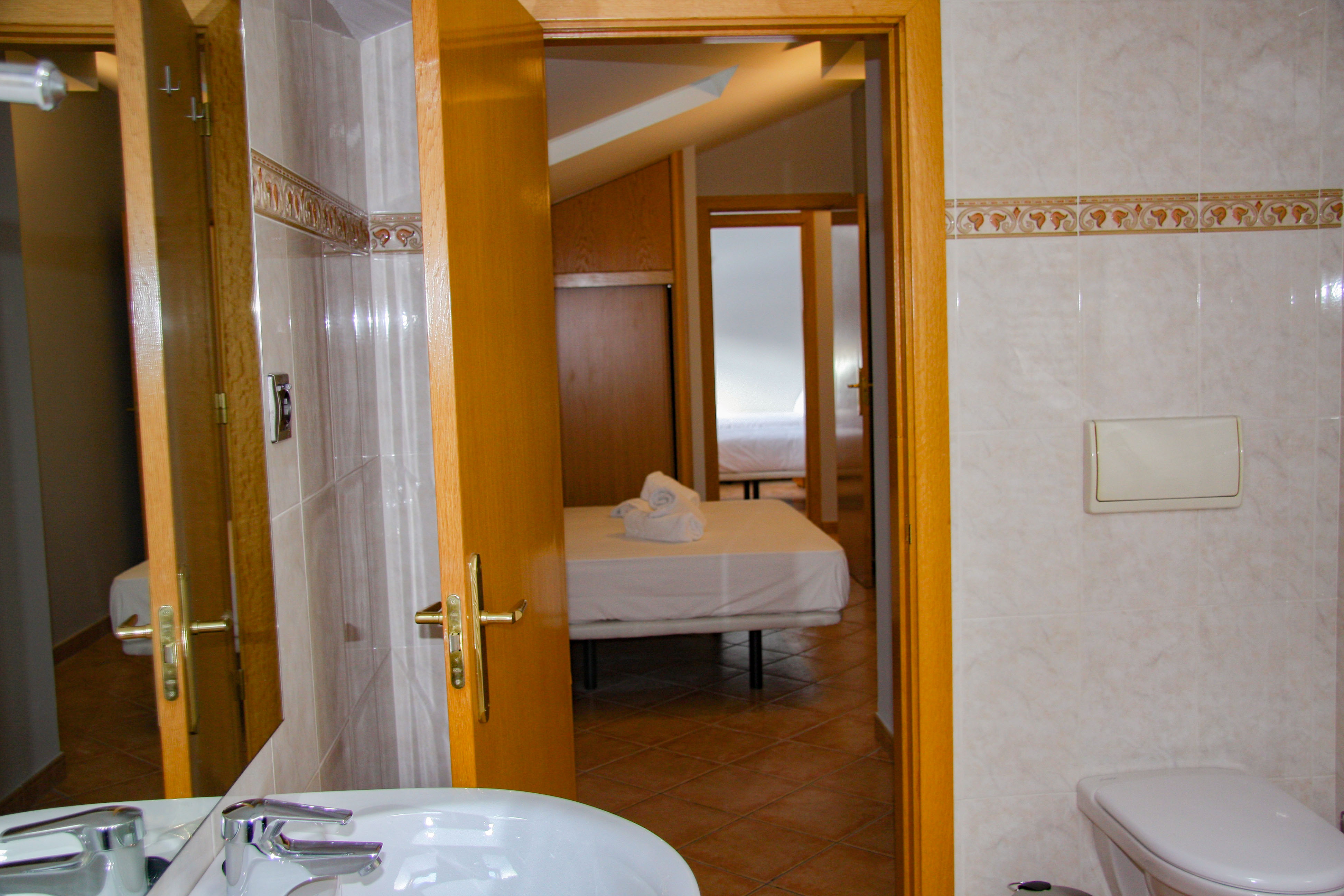 APARTAMENTOS GLAC SOLDEU 3000 35/38