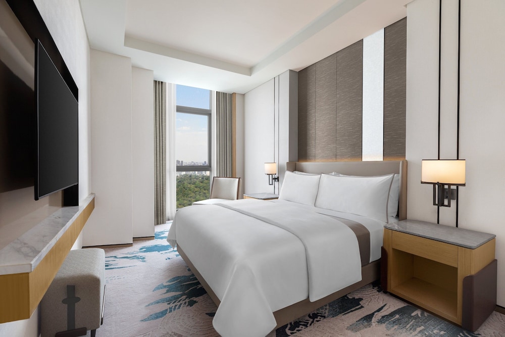 The Westin Manila 14/50