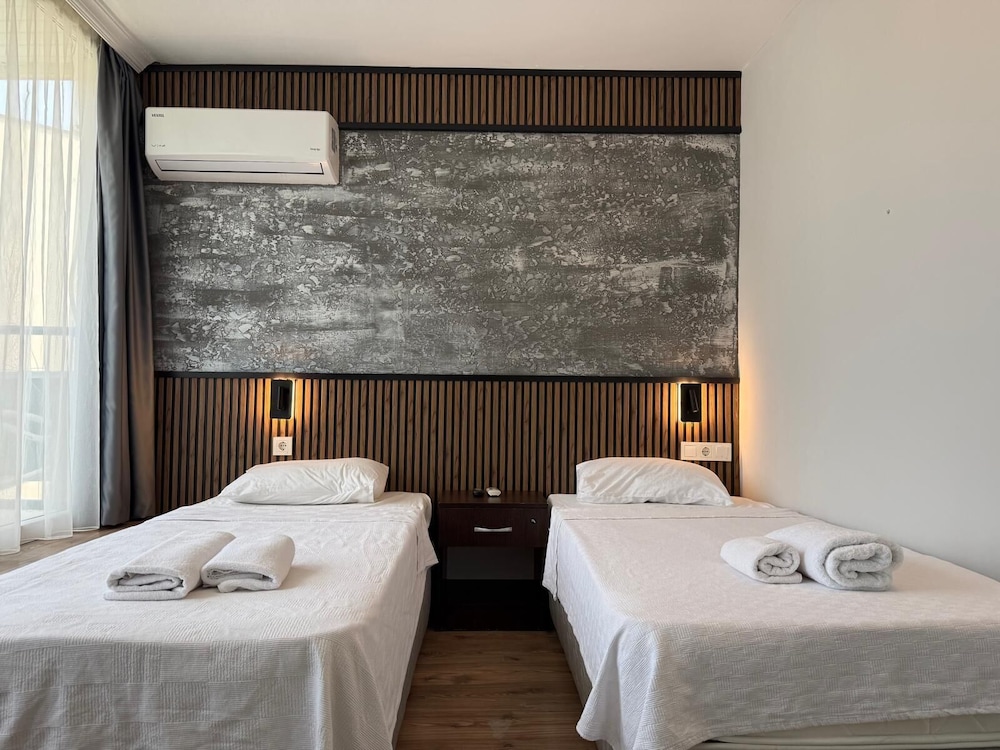 Romeo Beach Hotel 29/46