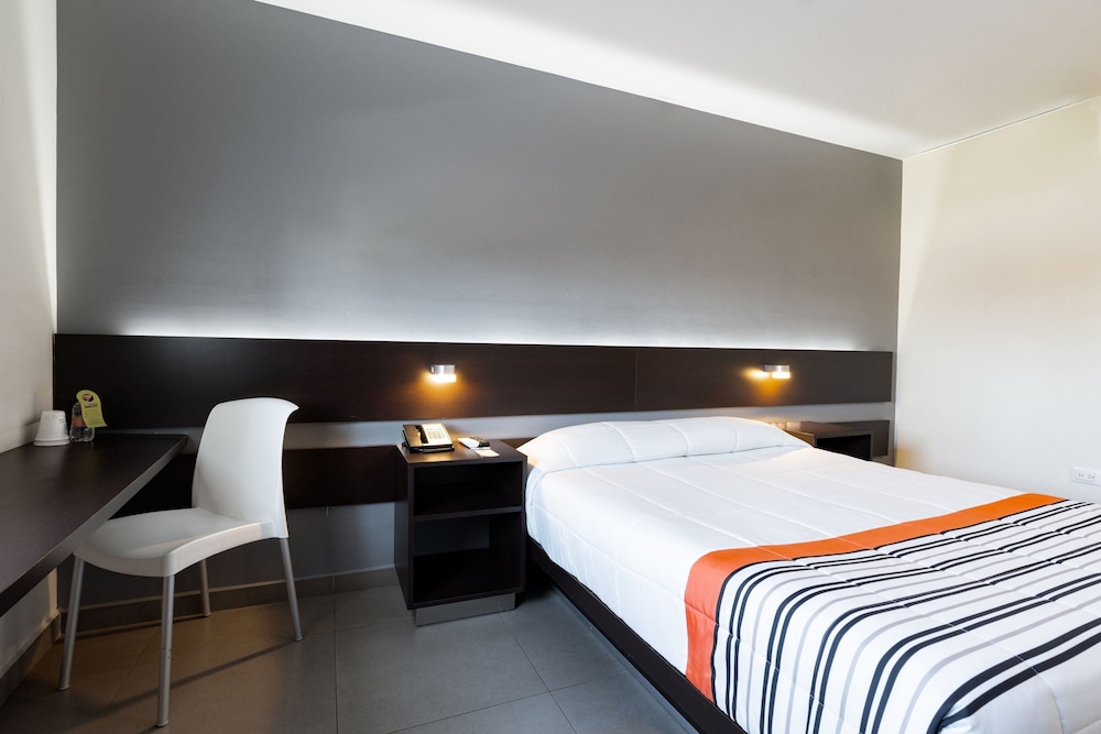 City Express Junior by Marriott Aguascalientes Centro 16/46