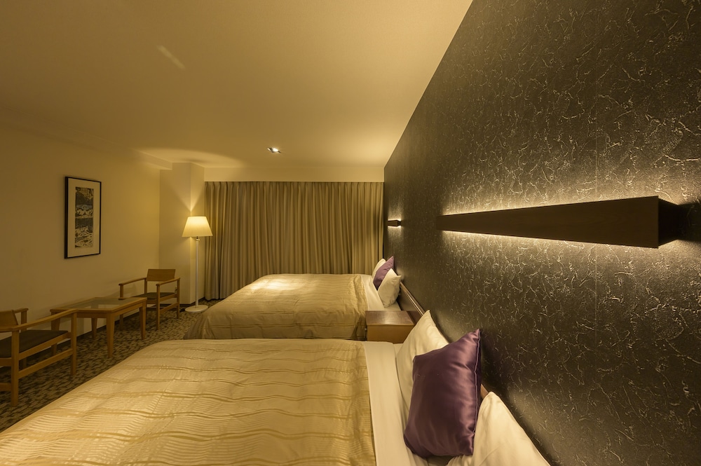 Hotel Edel Warme 44/65