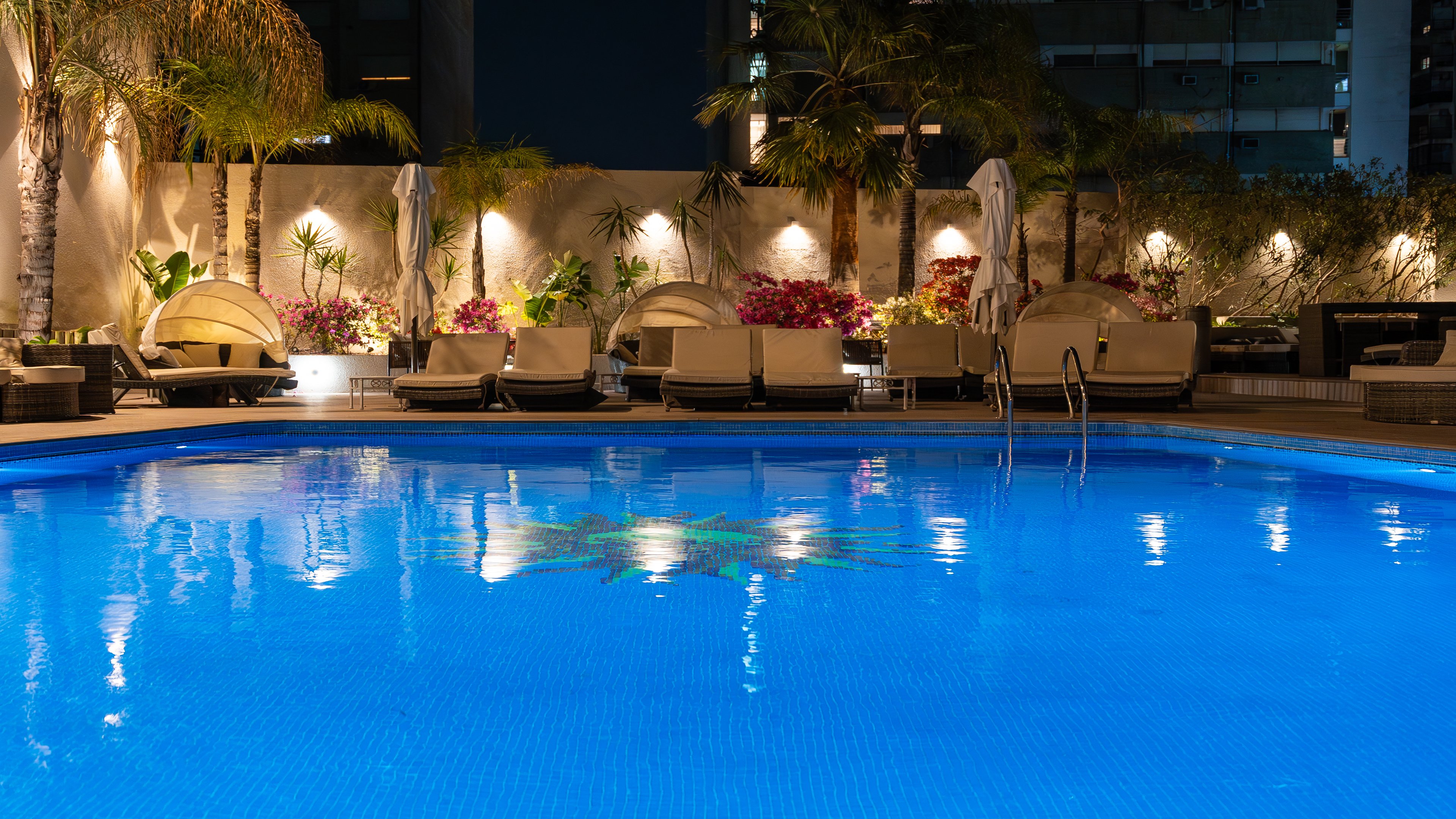 Holiday Inn Rosario 2/80