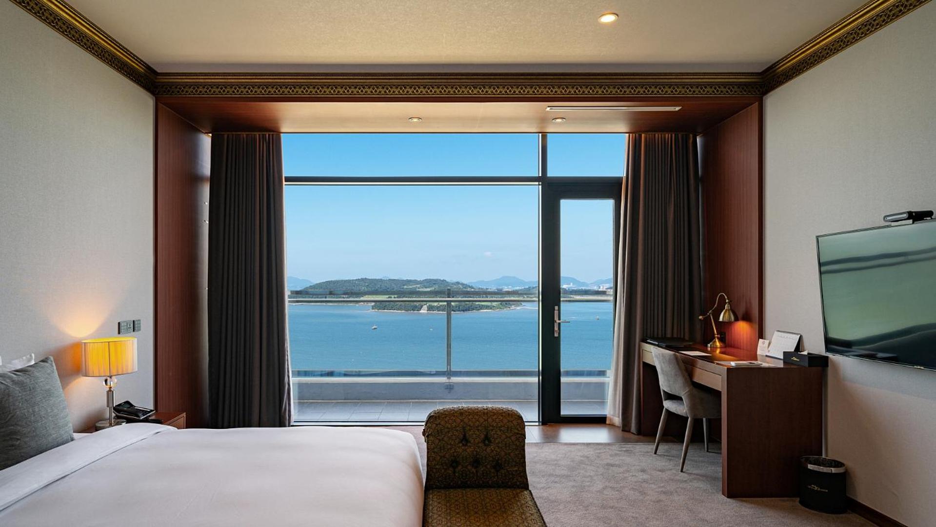 Diamond, Suite, Ocean View