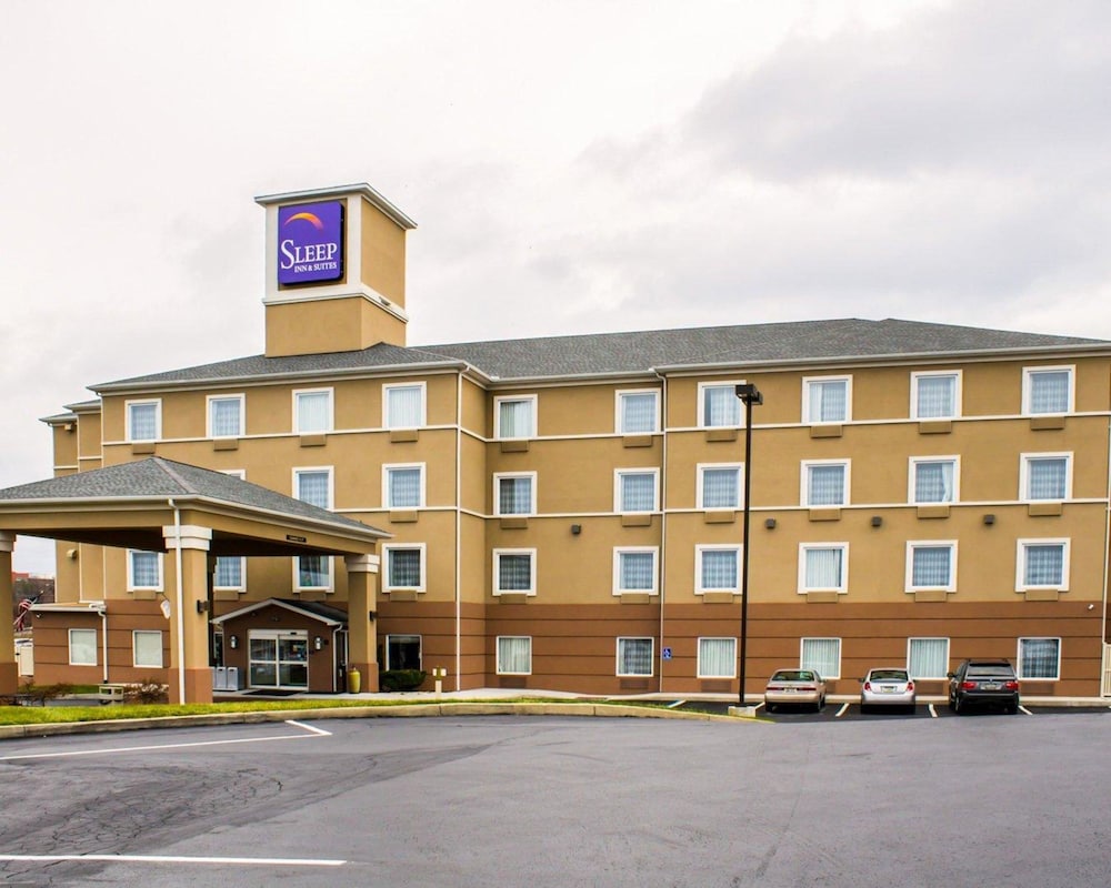 Express Inn & Suites 3/40