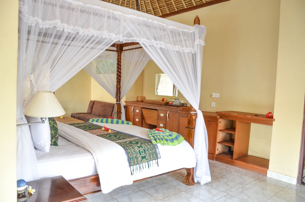 Tamarind Beach Bungalows 19/63