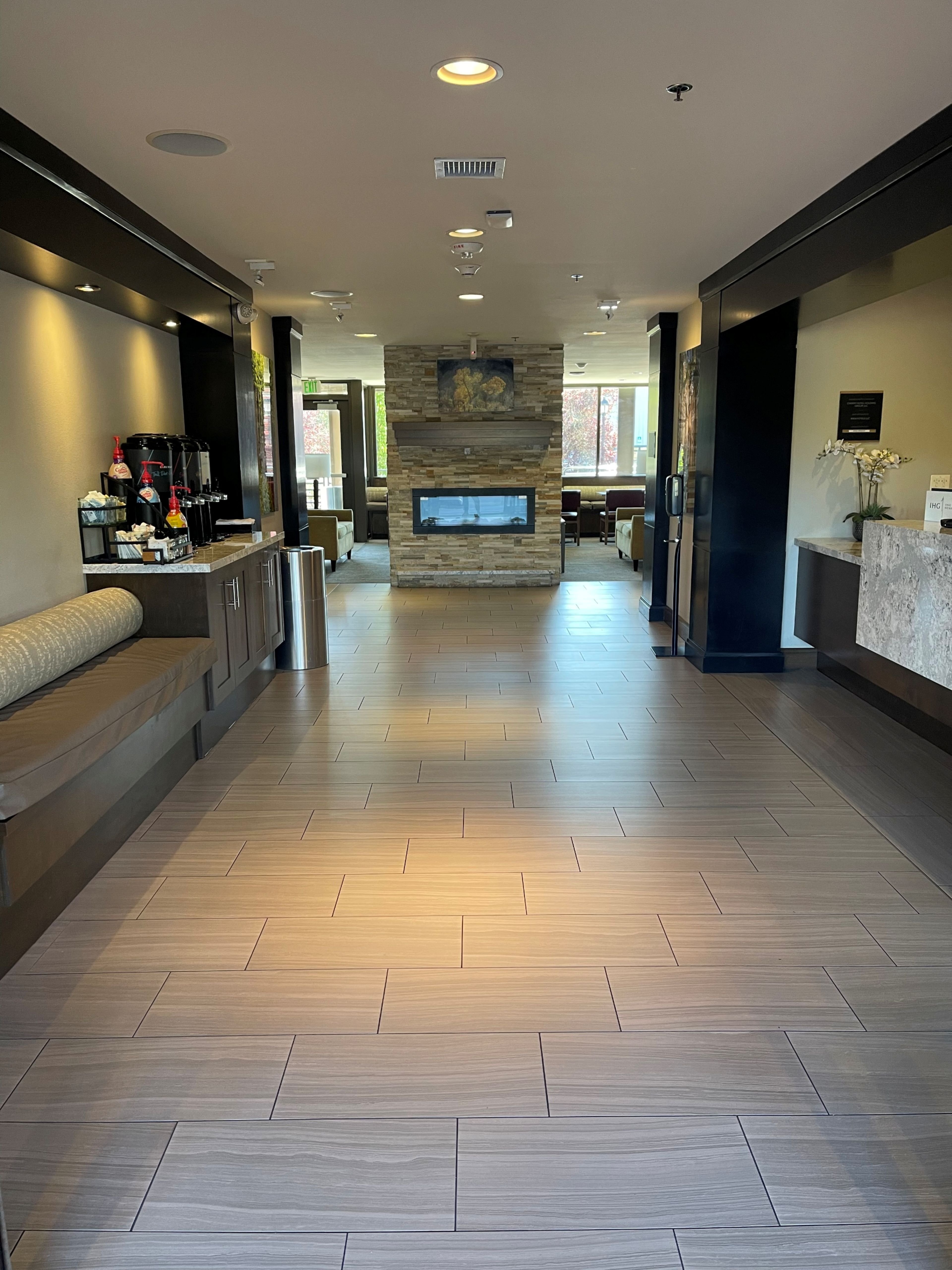 Staybridge Suites Hillsboro South 14/76