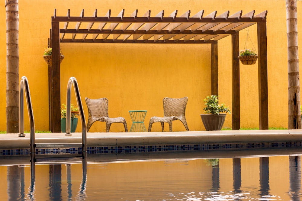 Holiday Inn Express Nuevo Laredo 35/51