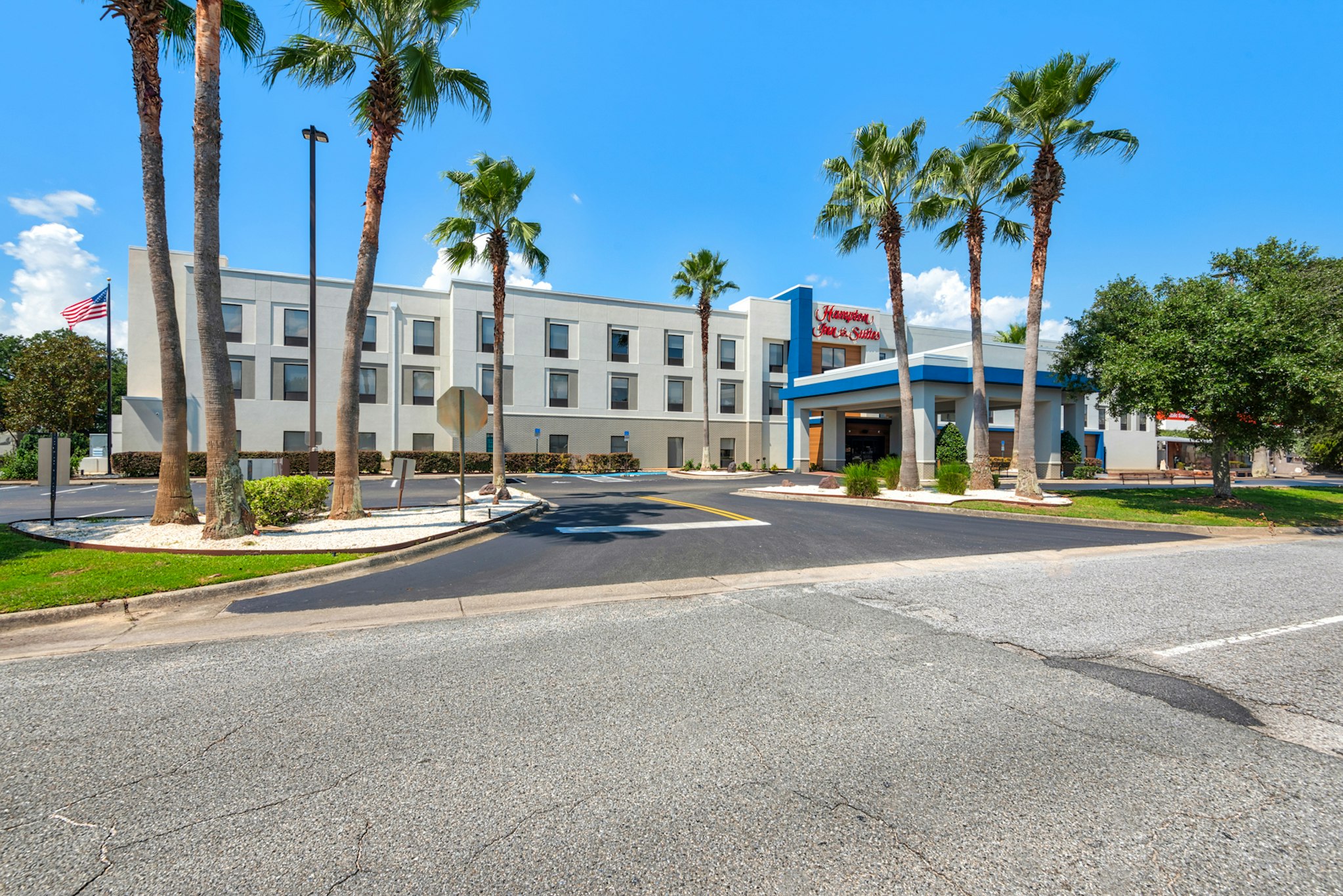Hampton Inn Suites Pensacola I 10 North At University Town Plaza 51/57