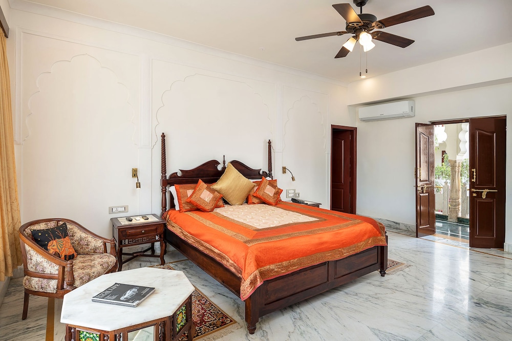 Rajasthan Palace Hotel 18/50