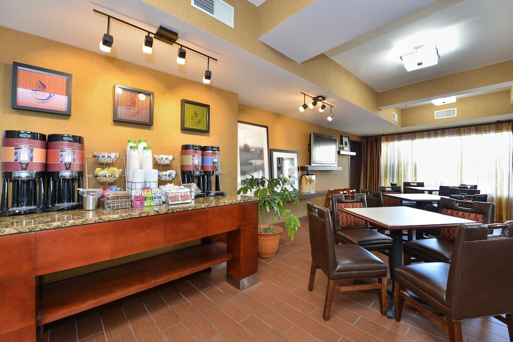 Hampton Inn Collinsville 46/62